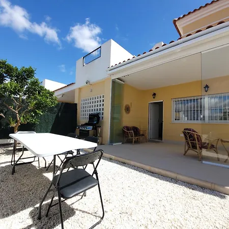 Adosado Acogedor Busot Σπίτι διακοπών *